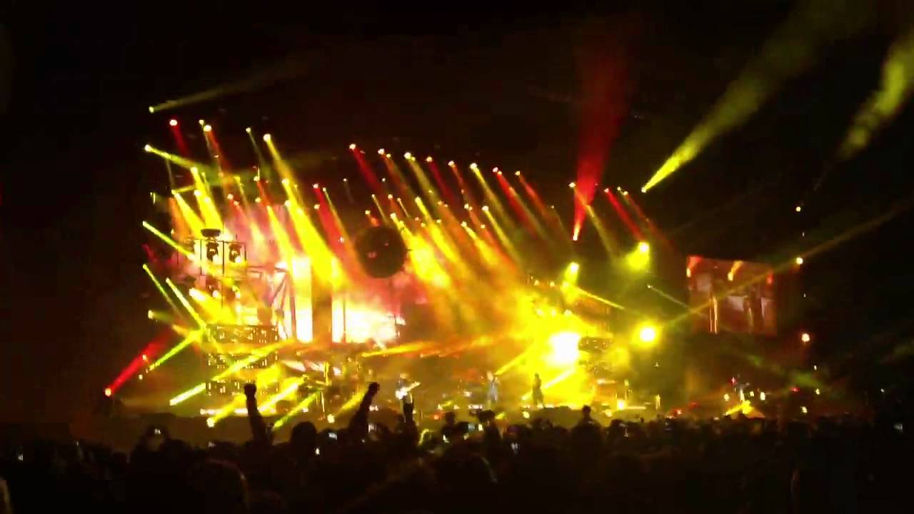 Get Johnny Hallyday Concert Allumer Le Feu Pics