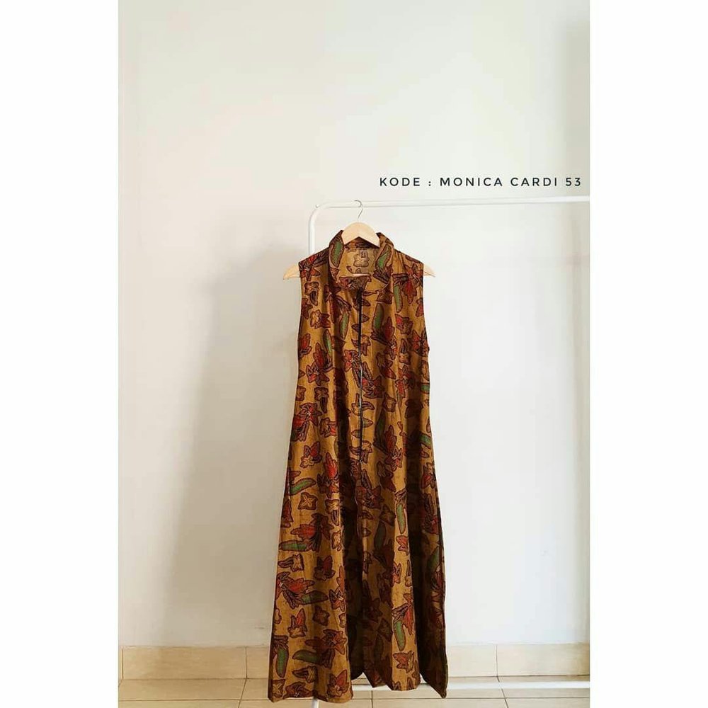 14+ Cardi Batik Background
