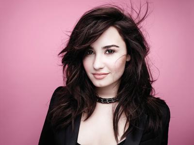 14+ Demi Lovato Muda Gif