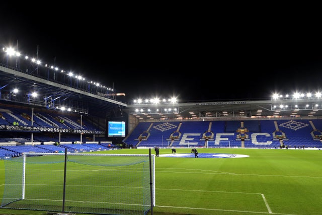 11+ Everton Vs Liverpool Stadium Pictures