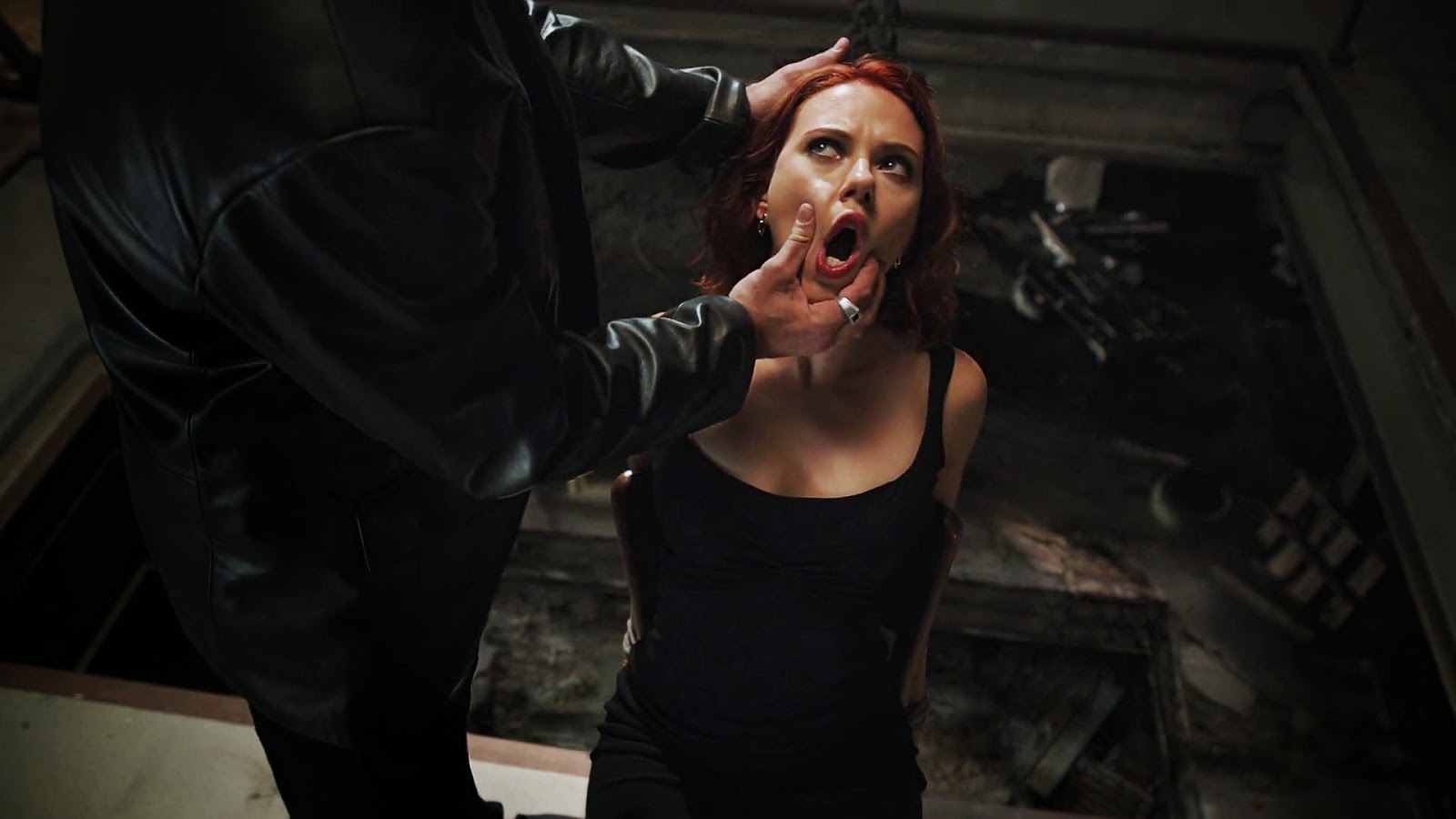 25+ Scarlett Johansson Avengers Pics