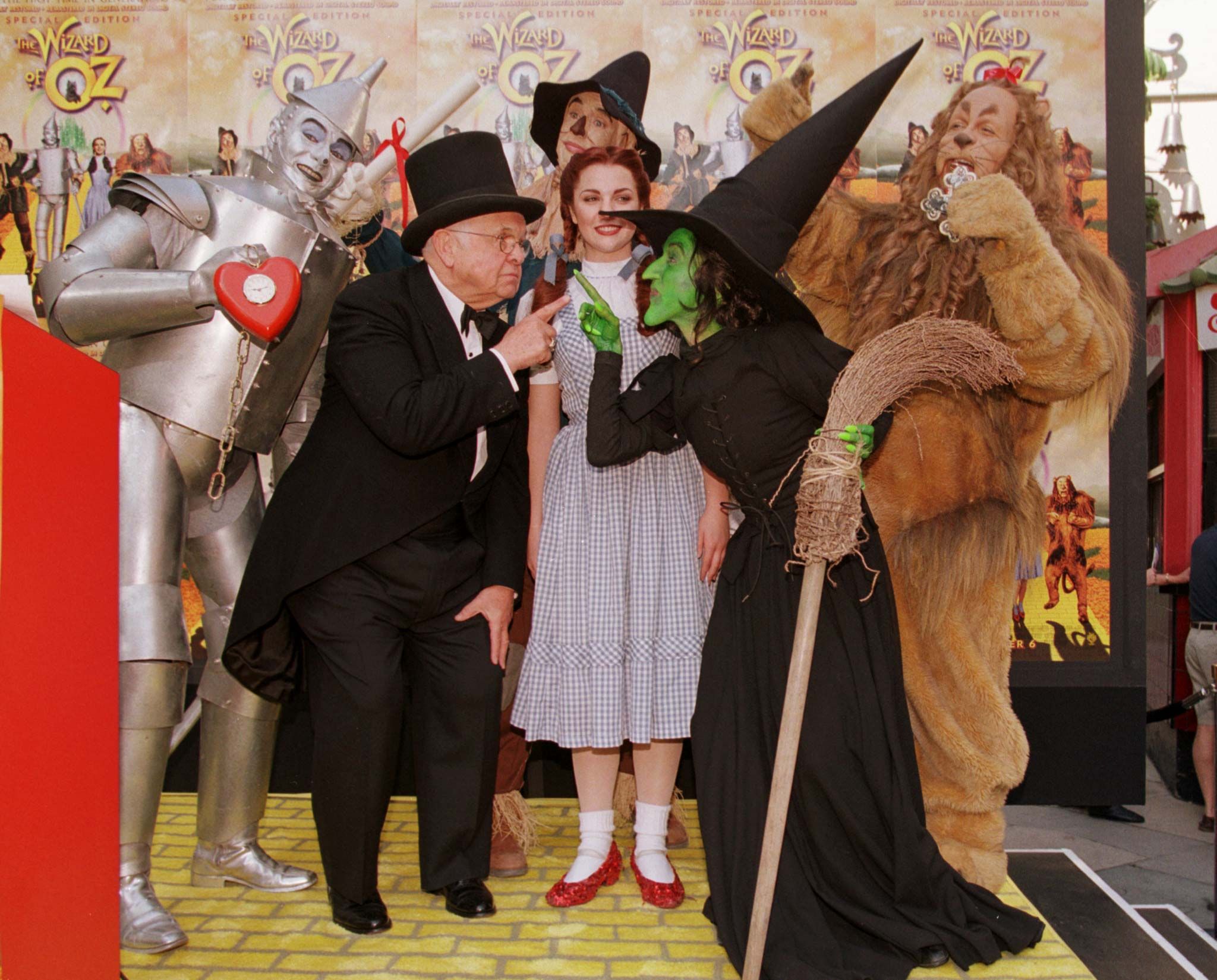 49+ Wizard Of Oz!
 PNG