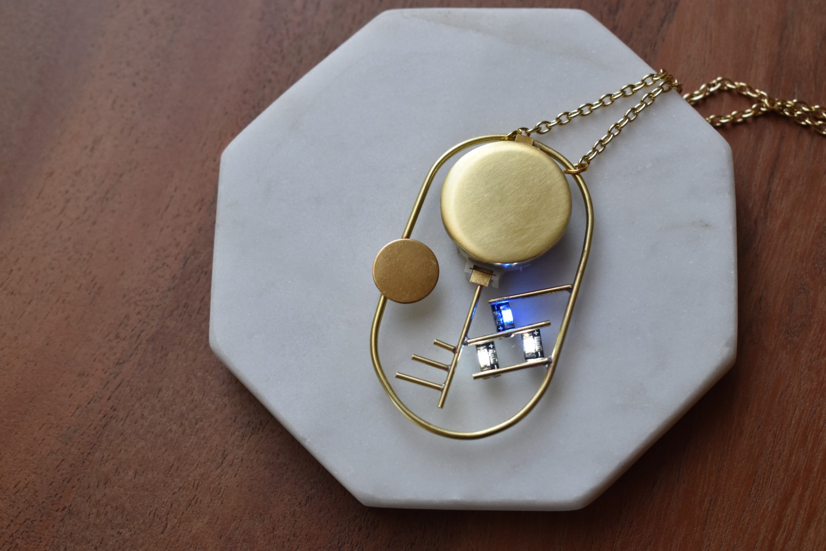 Beautiful LED Pendant In Three Steps Beautiful LED Pendant In Three Steps